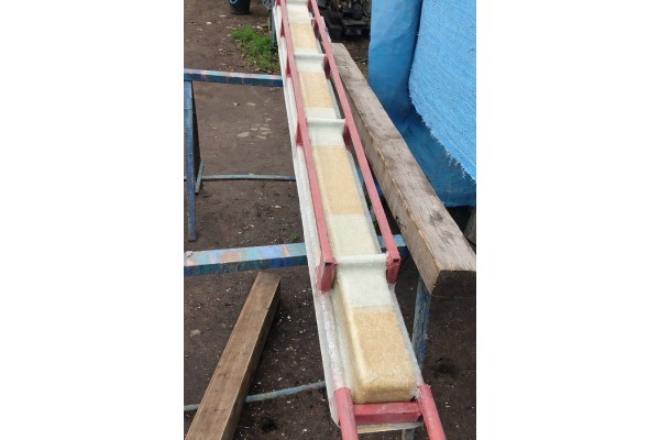 Форма (стеклопластик) для cтолба под рабицу, виноградный 2,0 м.